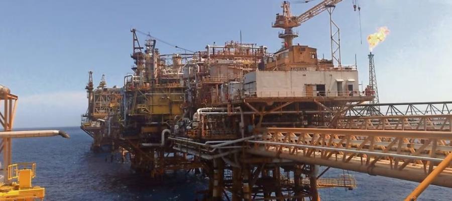 "Piratas" asaltan plataforma de Pemex en Campeche