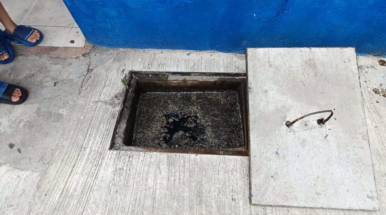Invaden aguas negras viviendas en Indeco por drenajes principales colapsados