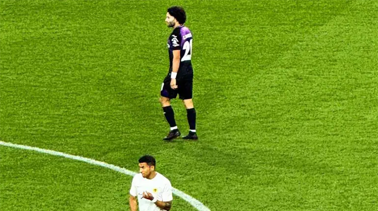 ´Chino´ y Orbelin empatan a uno en los playoffs de la Conference League