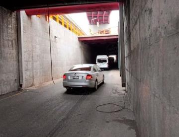 Repondrán las lámparas y cableado robados del distribuidor vial de Universidad: Centro