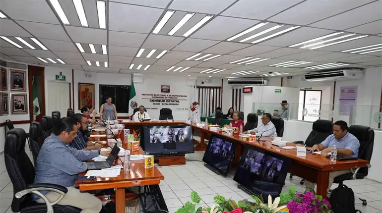 Declara IEPC inexistencia de propaganda personalizada y uso indebido de recursos en informes del Ejecutivo
