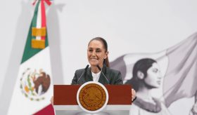 Anuncia Sheinbaum reforma para continuar combate a factureros