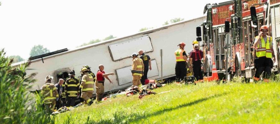 Varios muertos y heridos, deja accidente de autobús turístico en NY Varios muertos y heridos, deja accidente de autobús turístico en NY