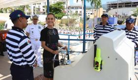 Sheinbaum pone en marcha el "Marinabús" en Acapulco
