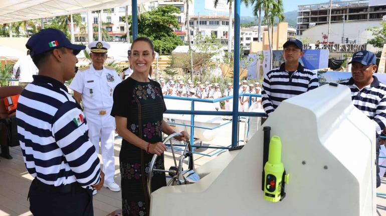 Sheinbaum pone en marcha el "Marinabús" en Acapulco