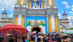 Agradece padre tiktokero participación y "compostura" durante los festejos de la Virgen de Cupilco