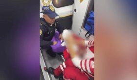 Abandonan a bebé en la CDMX; autoridades detienen a los responsables