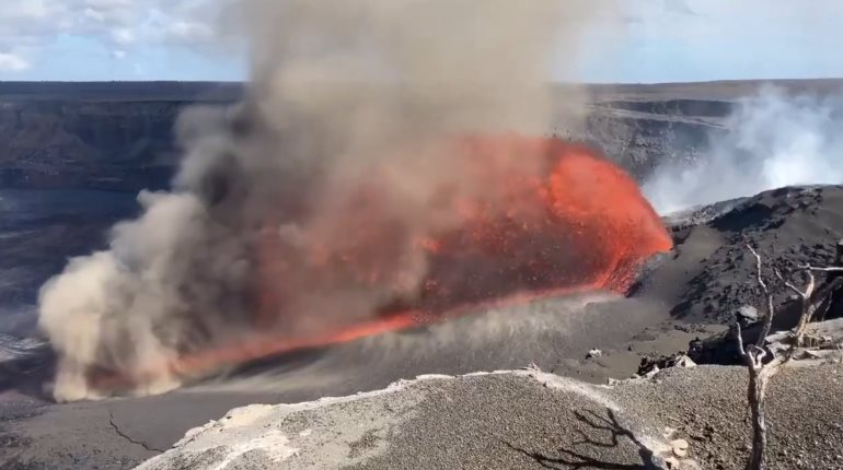 Volcán Kilauea en Hawái entra en erupción