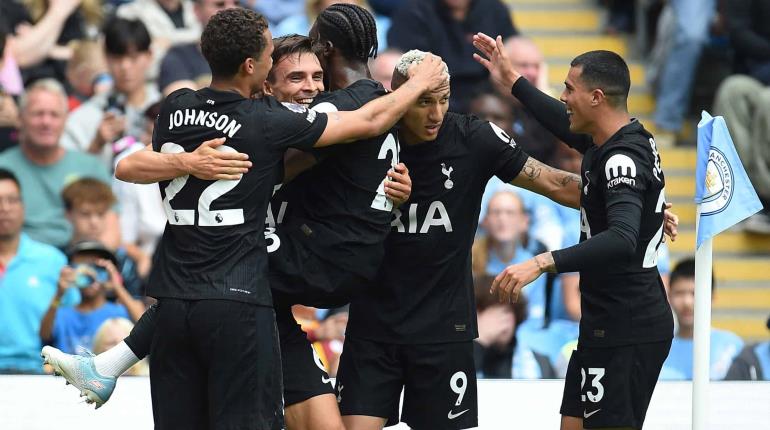 Tottenham vence 2-0 al City y sigue con paso perfecto en la Premier League