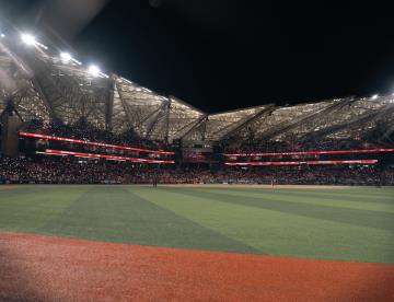 Niño recibe pelotazo durante Diablos vs Pericos; está en terapia intensiva