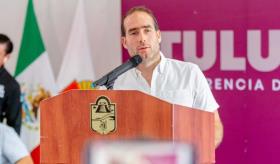 Que se enojen, me vale madre: alcalde de Tulum critica bloqueo al acceso a playa del Jaguar