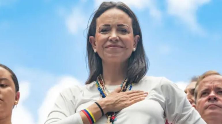 "Maduro está preocupado y pocos mandos militares lo respaldan": María Corina Machado