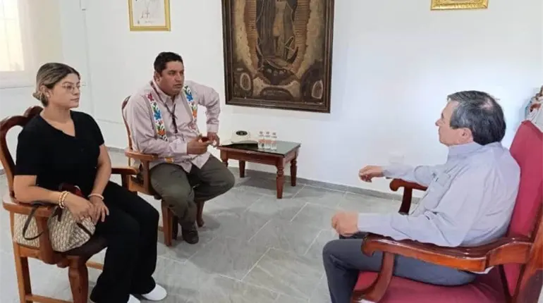 Se reúnen Diócesis de Tabasco y Procuraduría Agraria por regularización de ermitas
