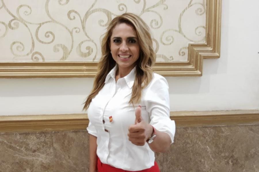 ¡Nos estás discriminando!: Abuchean a regidora de Mérida por comentarios "clasistas" ¡Nos estás discriminando!: Abuchean a regidora de Mérida por comentarios "clasistas"