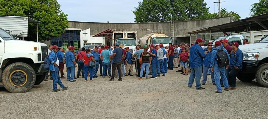 Paro de trabajadores de Centro continuó este miércoles por falta de acuerdo con autoridades