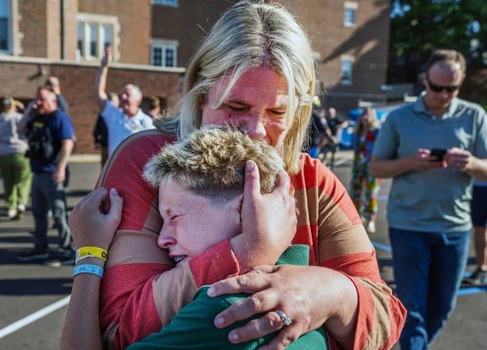 Tiroteo en EE.UU. deja 2 menores muertos y 17 heridos, 14 son niños Tiroteo en EE.UU. deja 2 menores muertos y 17 heridos, 14 son niños