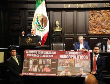 Predominan insultos y acusaciones entre la oposición y el oficialismo en la Permanente