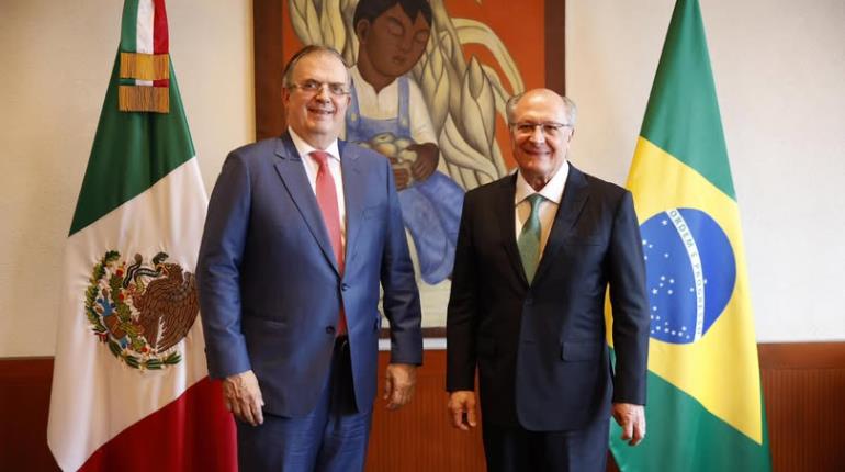 Descarta Ebrard firma de libre comercio con Brasil, precisa que solamente hay "acuerdo de cooperación"