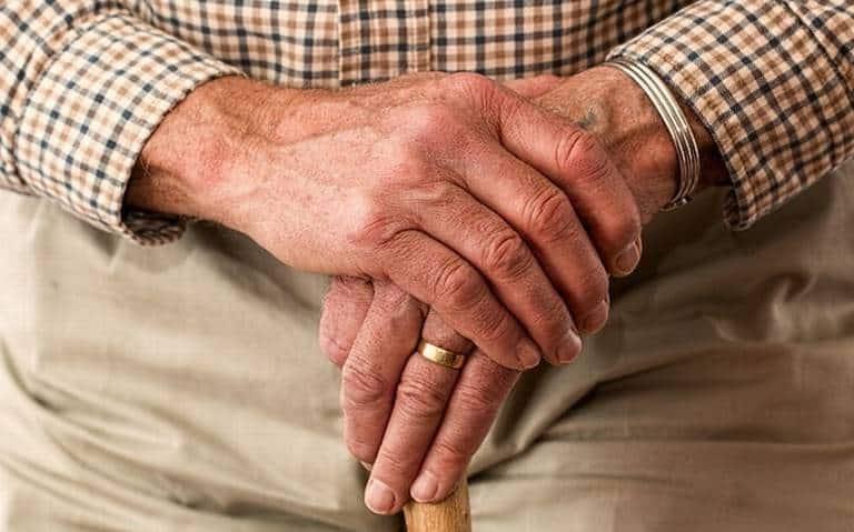 El abandono por familiares, la principal situación que afronta el adulto mayor: CEDH El abandono por familiares, la principal situación que afronta el adulto mayor: CEDH