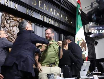 Morena condena agresión del líder nacional del PRI contra Noroña y trabajador del Senado