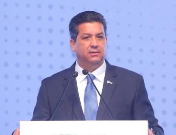 Denuncian a Cabeza de Vaca por desfalco en sector Salud de Tamaulipas