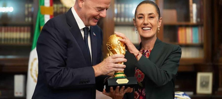 Recibe Sheinbaum al presidente de FIFA; platican sobre la Copa del Mundo Recibe Sheinbaum al presidente de FIFA; platican sobre la Copa del Mundo
