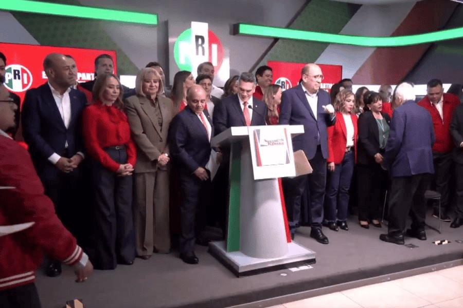 Al PRI nadie lo dobla, defendemos la libertad, defendemos la democracia: Alito Al PRI nadie lo dobla, defendemos la libertad, defendemos la democracia: Alito
