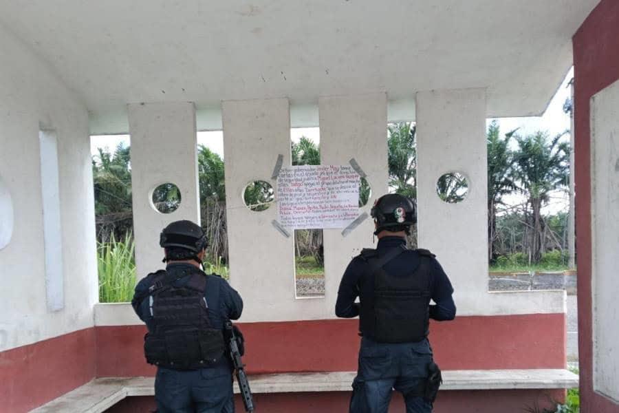 Dejan cartulina con amenazas en Jalapa, en comunidad aledaña donde estuvo May Dejan cartulina con amenazas en Jalapa, en comunidad aledaña donde estuvo May