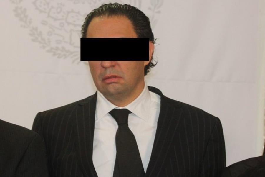 FGR solicita audiencia para imputar y vincular a proceso a Emilio Zebadúa por caso "Estafa Maestra" FGR solicita audiencia para imputar y vincular a proceso a Emilio Zebadúa por caso "Estafa Maestra"