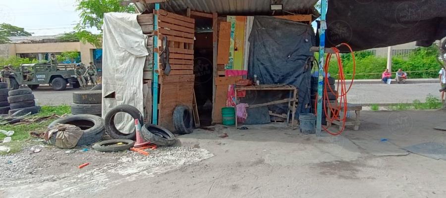 Ejecutan a hombre adentro de vulcanizadora en la Villahermosa–Cárdenas Ejecutan a hombre adentro de vulcanizadora en la Villahermosa–Cárdenas