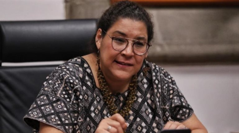 Modificar Ley de Derecho de Réplica y "sanción inmediata" para medios que mientan, propone Lenia Batres