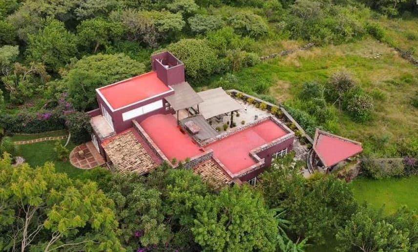 Comuneros protestan en casa de Noroña en Tepoztlán; la ocupa indebidamente acusan Comuneros protestan en casa de Noroña en Tepoztlán; la ocupa indebidamente acusan