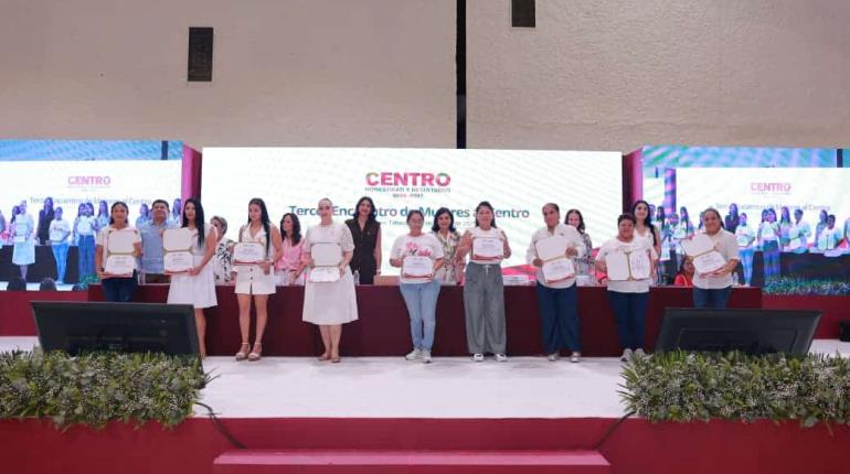Presume Osuna que más de 8 mil mujeres han sido capacitadas con programa "Mujeres al Centro"
