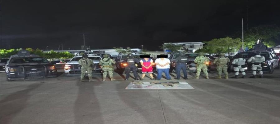 Aseguran a 2 hombres en fraccionamiento Carrizal Aseguran a 2 hombres en fraccionamiento Carrizal