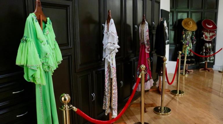 Inauguran ampliación de la exposición "Dora María" en la Quinta Grijalva