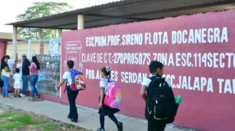 A clases cerca de 500 mil alumnos de nivel básico en Tabasco