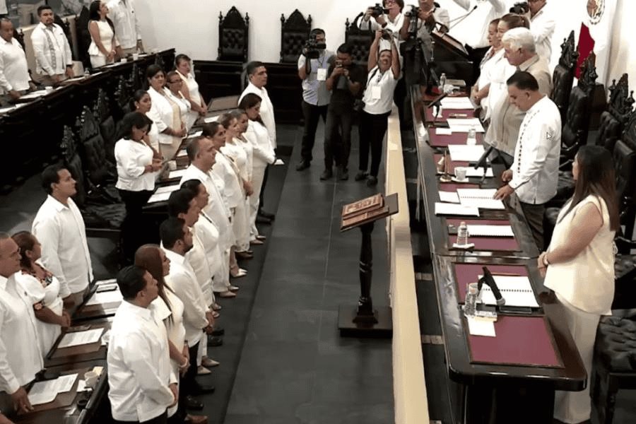 Toman protesta 72 jueces y magistrados del nuevo Poder Judicial en Tabasco