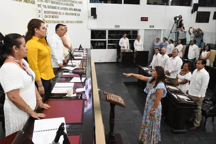 Designan diputados locales nueva titular del Centro de Conciliación Laboral de Tabasco Designan diputados locales nueva titular del Centro de Conciliación Laboral de Tabasco