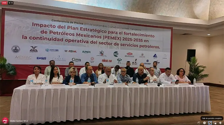 Cámaras empresariales piden solución urgente a deuda de Pemex