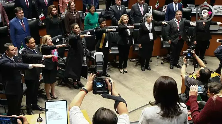 Asumen el cargo nuevos ministros de la SCJN con ausencia de las bancadas de oposición