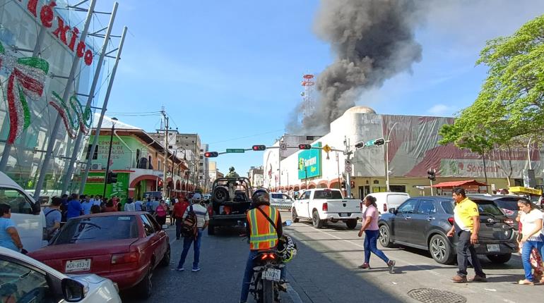 Explosión de aerosoles reactiva incendio en Del Sol por más de 10 horas