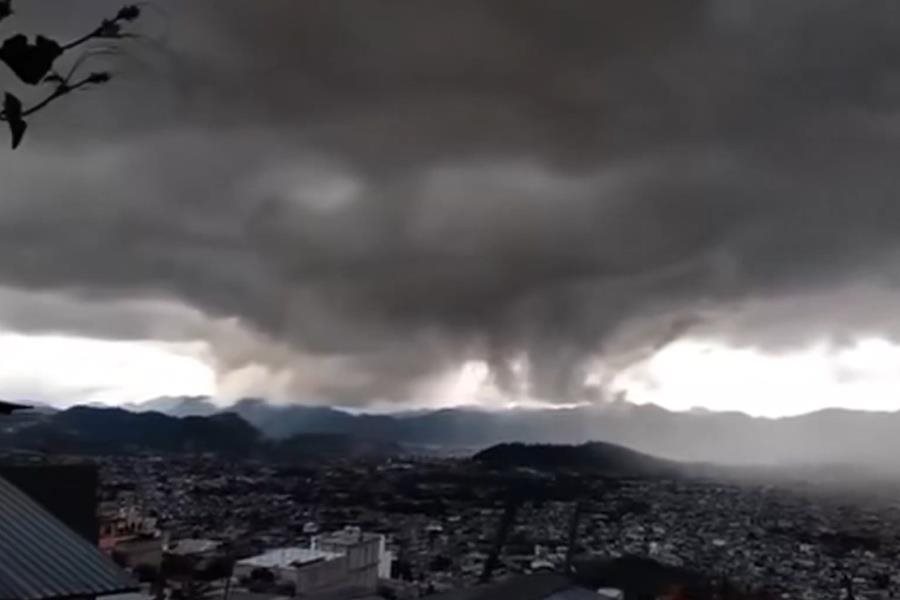Tornados azotan San Cristóbal de las Casas, Chiapas; derriban árboles y estructuras Tornados azotan San Cristóbal de las Casas, Chiapas; derriban árboles y estructuras