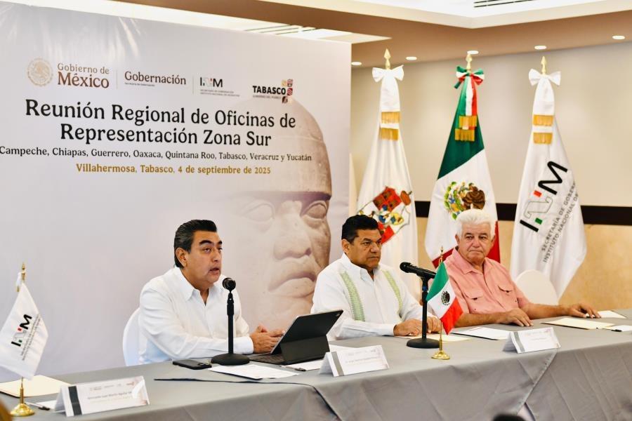 Tabasco se suma al programa ´México te Abraza´; Gobernador se reúne con titular del INM