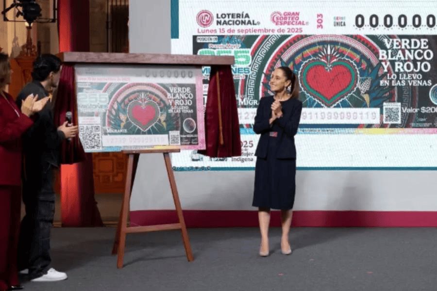 Rechaza Sheinbaum que estén obligado a funcionarios a comprar boletos para el sorteo a favor de los migrantes Rechaza Sheinbaum que estén obligado a funcionarios a comprar boletos para el sorteo a favor de los migrantes