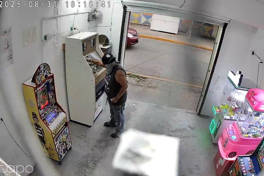 Difunden video de robo a máquina tragamonedas en Centro Difunden video de robo a máquina tragamonedas en Centro