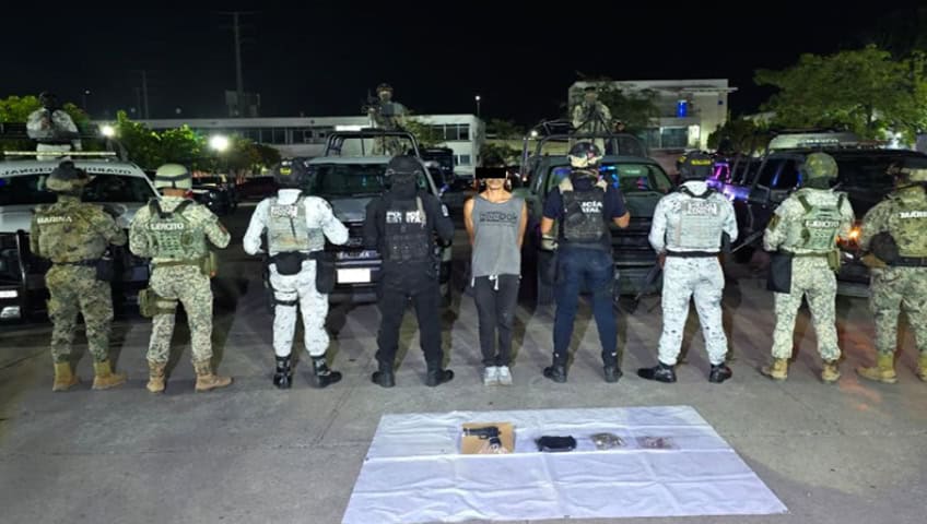 Detienen a dos presuntos secuestradores con armas y drogas en Centro y ...