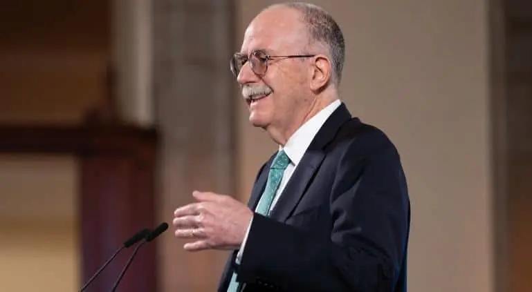 SAT inicia investigación por contrabando de azúcar, ventila la Sader