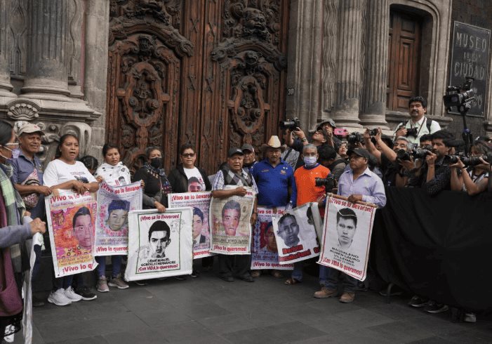 Gobierno de México sigue sin presentar avance en caso de los 43 de Ayotzinapa: Isidro Vicario