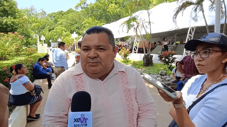 SNTE 29 brinda asesoría legal a docentes que se les quitaron plazas por "incompatibilidad" horaria en Tabasco