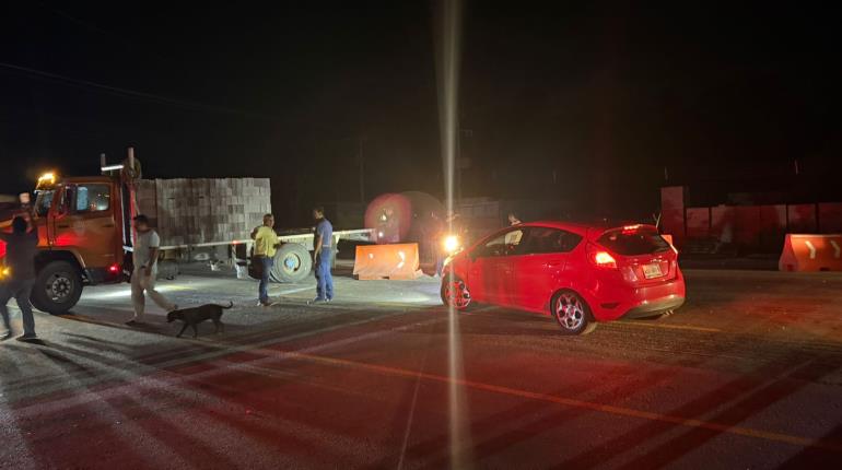 Bloquean por 4 horas la Macuspana-Villahermosa